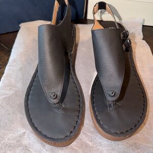 Journee Collection Black Elastic Slingback Sandals